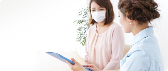 婦人科を受診するタイミングと症状は？<br>婦人科の診察ではなにをするの？サムネイル画像